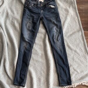 Red Camel Women's Skinny Jeans in Dark Blue Wash. Size 5